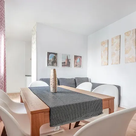 Holiday home Casa A 5 Min De Sevilla Con Piscina *