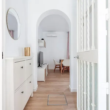 Holiday home Casa A 5 Min De Sevilla Con Piscina Camas